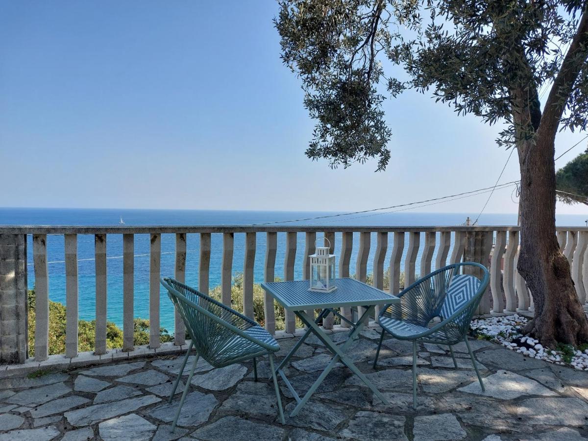 Ferienwohnung Una Finestra Sul Mare Monolocale Bergeggi Exterior foto